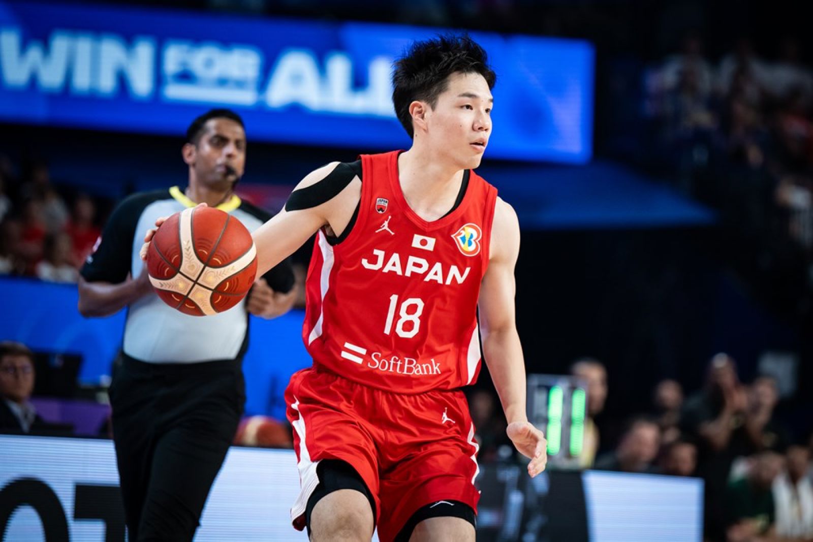 長崎ヴェルカ 馬場雄大選手 #18 トレーディングカード - メルカリ