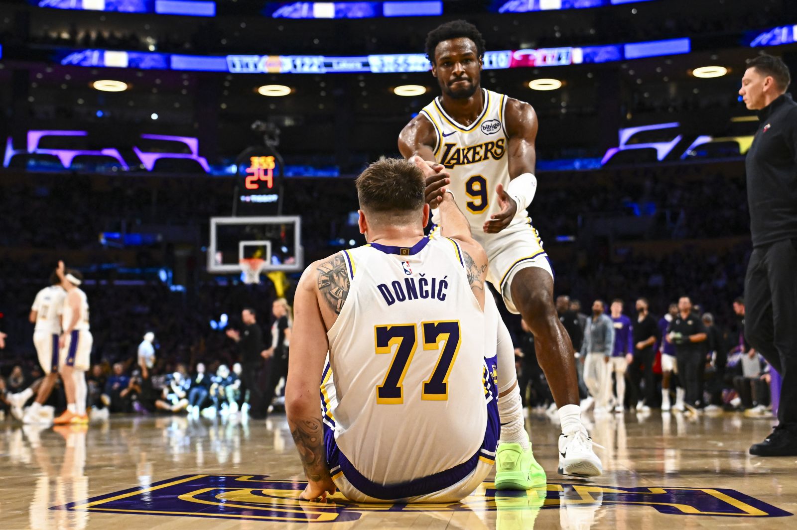 【影片】盼在「後LBJ」時代幫助球隊！Bronny：我覺得自己可以成為Luka和AR身旁的第二持球者