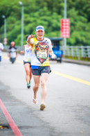 看看海正藍的個人專頁