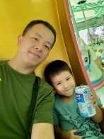 看看張書友的個人專頁