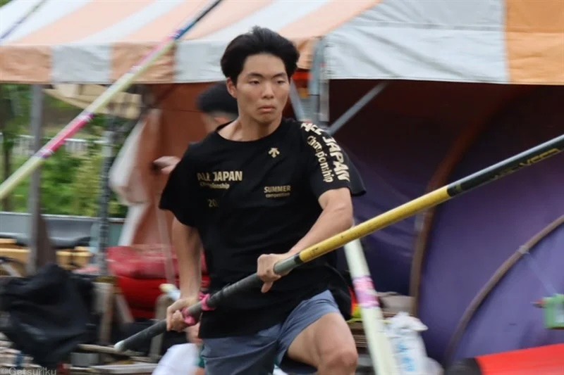 【賽事】日本 14 歲大森蒼以撐竿跳越過 5m 寫日本中學生歷代第二高紀錄