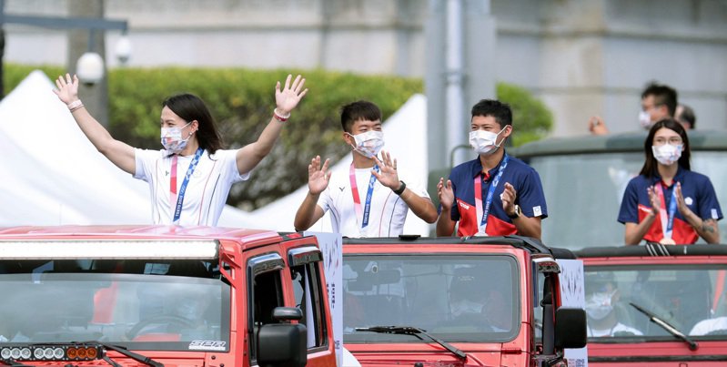 【新聞】國光獎章 70 名選手教練獲表揚 頒發獎金 2 億 945 萬