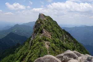 日本四國百名山｜搭乘大眾運輸爬石鎚山、劍山2日攻略
