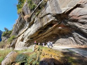 【雲林】草嶺水濂洞。峭壁雄風