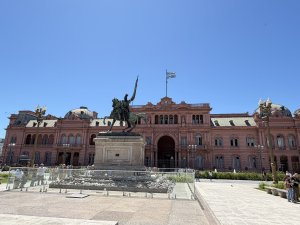 [紐約馬之行-56] 2025_1114 阿根廷總統府