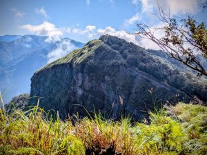 嘉義里佳.”雙遠”中級山-多棚棚連稜(多陽山、棚機山、棚育山)
