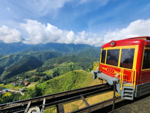 闔家同歡的海外山旅~搭乘列車、纜車輕鬆登上越南最高峰(番西邦峰3143M)