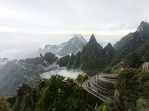 【海外健行】三千奇峰，八百秀水 - 張家界