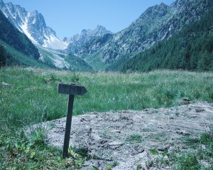 TMB 新手指南｜第一次去 TMB 必看！和台灣登山有哪些不同？