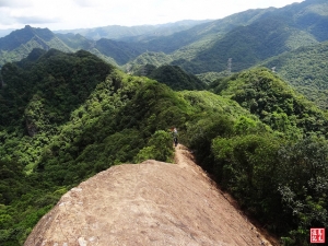 【新北市】石霸尖皇帝殿東峰(五體投地大字趴)