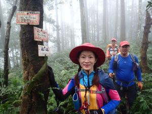 馬武督山西南峰-馬武督山連走蓮包山, 好累...