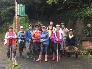 皇帝殿西峰東峰連走