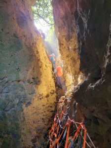 高雄柴山探秘~北柴山O型環走，順訪大峽谷、龍谷與小錐鹿斷崖