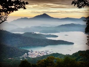 水社大山（伊達邵進入、青年活動中心出來）