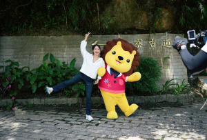 【2025森遊竹縣】活動代言人陳明珠和皮皮獅相約六寮古道探險！