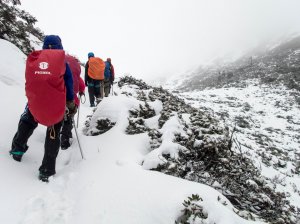 白雪皚皚的雪山