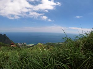 無耳茶壺山接半屏山