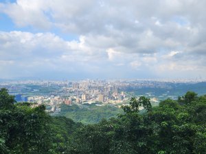 20240928 土城頂埔到永寧（大暖尖山，火焰山，石壁寮山）