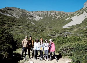 【百岳】夢幻冰河圈谷，寂靜黑森林，雪山主峰，連走雪山東峰