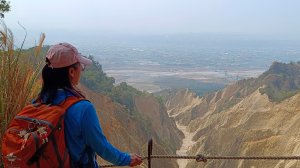 (姨婆趴趴走)第五集:苗栗火炎山，火炎山登山步道環狀縱走，臺版大峽谷