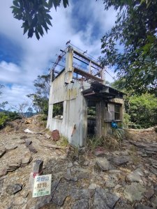 多納六秀 足母山 鬼斧神工一線天 德德山