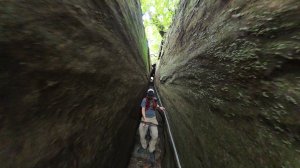 造訪日本時代十二勝之一的五指山，金龜岩猴洞一線天橫向步道Ｏ型路線
