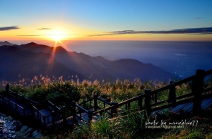 【嘉義】隙頂之星觀雲瀑-二延平山看夕陽--阿里山公路最佳中繼休息站