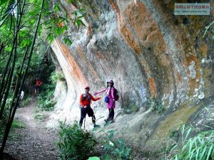 【新北市】永安宮-彩虹石壁-福德坑山-東峰-鳶尾山-鳶山岩 8字縱走