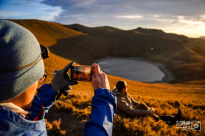 【嘉明湖】天使的眼淚嘉明湖x戒茂斯路線三天兩夜x欣賞可愛台灣水鹿x黃金草皮絕美日出