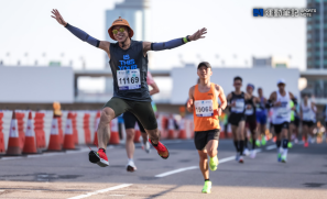 【知識】研究發現微笑跑者跑步效率更高  比皺眉跑者高出 2.8%