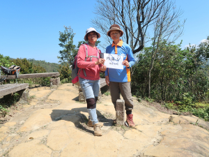 兩輪+兩腿(九) 汐止火車站 汐止基隆河左岸自行車道 + O繞 金龍湖 翠湖 內溝山
