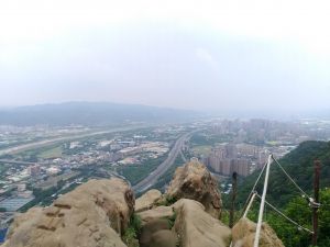 鳶山登山步道