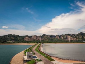 鳥嘴潭人工湖環湖