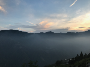 大霸群峰首發大白牆