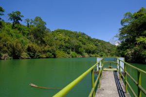 白石埤、白石山