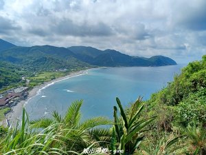 【花蓮豐濱】藍天碧海。大石鼻山步道