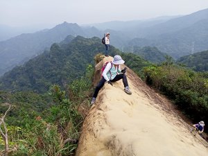 【皇帝殿登山步道】北峰登山口→石霸尖→小霸尖→東峰→天王峰→西峰→湳窟山步道→西峰登山口→石碇老街