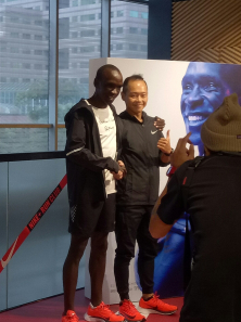 看看文琳的個人專頁