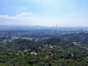 台北內湖三尖 大溝溪生態治水園區-圓覺寺步道-圓覺瀑布-圓覺寺-圓覺尖-忠勇山-碧山巖-清風亭櫻花隧道-鯉魚山-碧湖步道-新福本坑