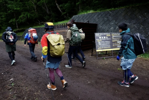 【新聞】隨旅行團日本登山 台灣婦人在富士山登山小屋失去意識
