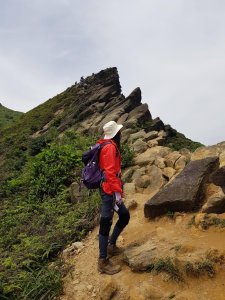 南子吝-劍龍稜-茶壺山