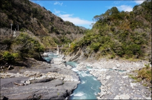 尖石微旅。青蛙石步道小走 + 秀巒景致無邊