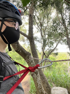 崩塌地型繩索架設與通過技術