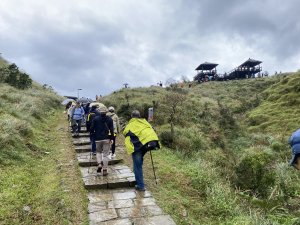 2025草嶺古道芒花季｜雨天版完整攻略 × 七顆寶石路線實走》