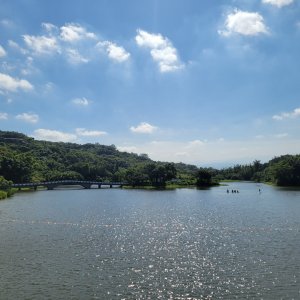 靑草湖環湖步道
