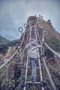 孝子山、慈母峰、普陀山-穿梭平溪奇峰怪岩間