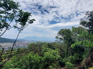辭修公園，尖凍山，瓊仔湖山，義學坑步道，明志書院