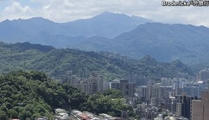 140高地公園，枹子腳山，小坑溪文學步道（清溪綠地），小坑老樹公園，小坑一號公園