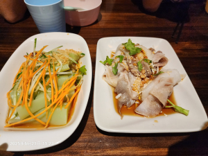 霄裡好風光～自然健走一日遊享受美食