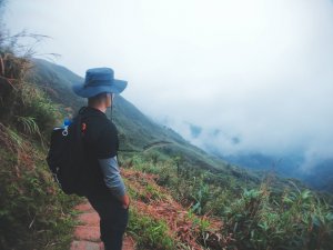 雲霧霧雨濛濛尋找聖母之地